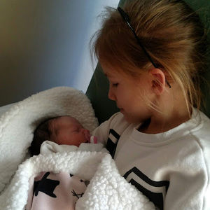 Meet your Posher, Stella